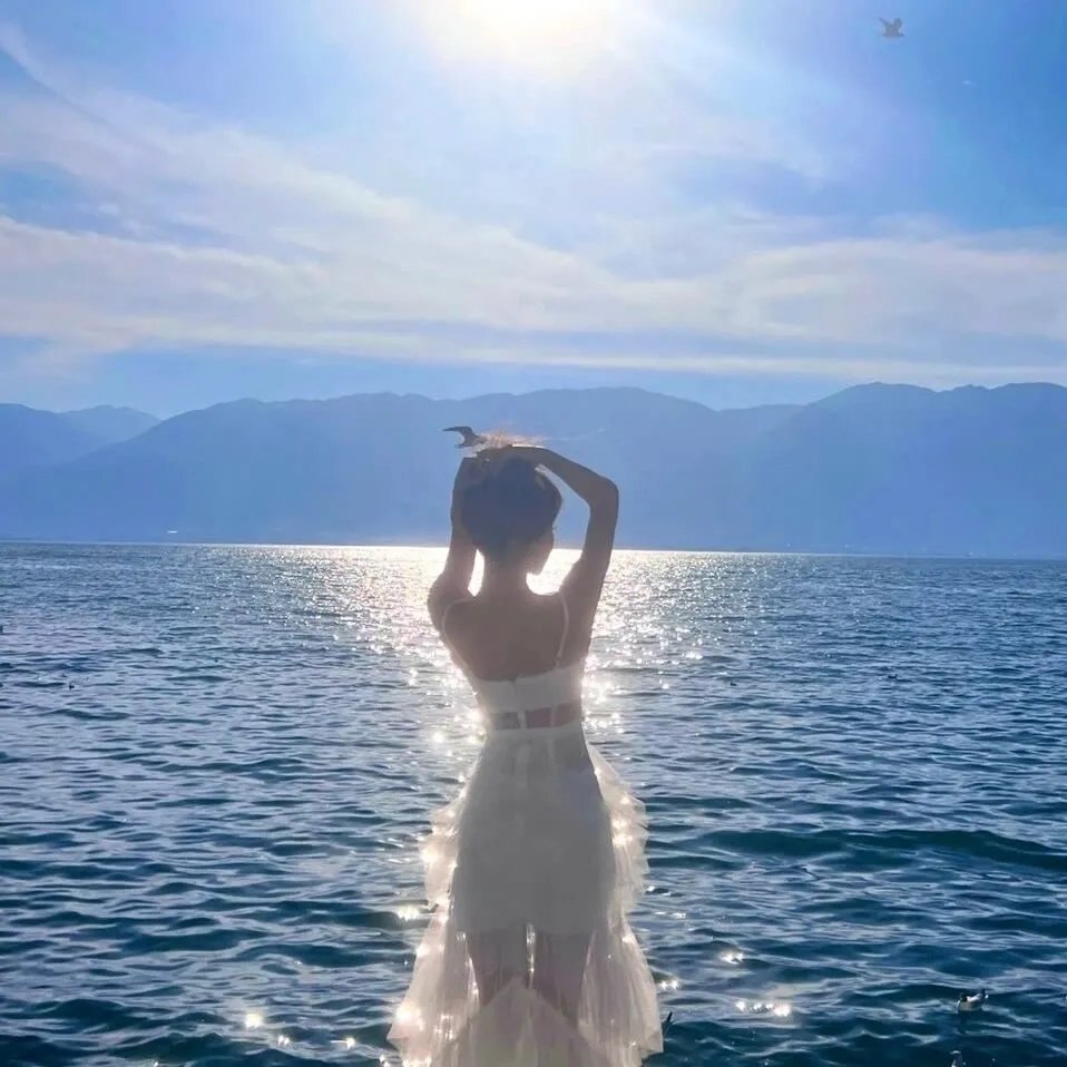 小鱼莉莉